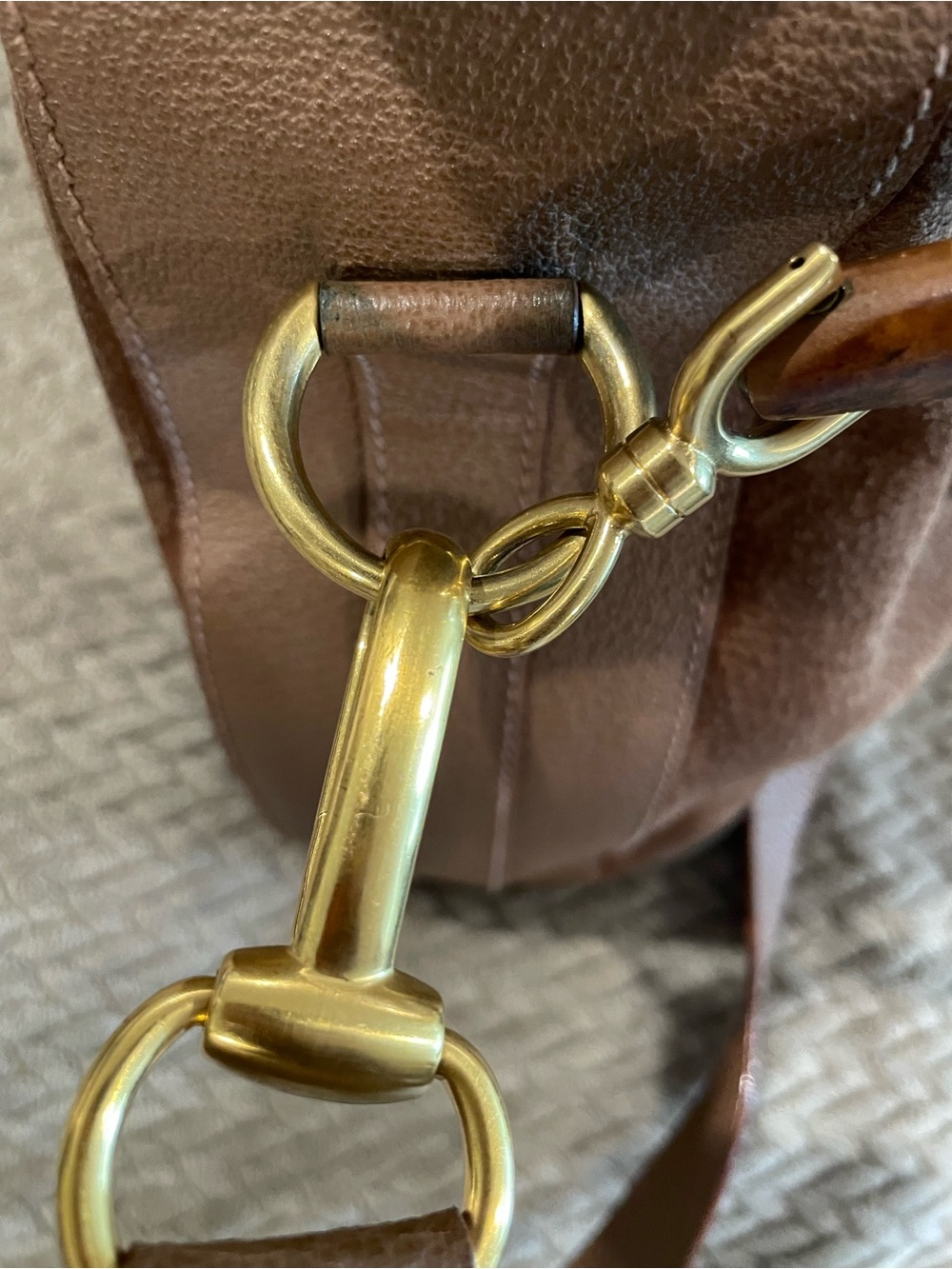 Gucci Suede bamboo handle Drawstring Bucket Bag - Picture 13 of 16